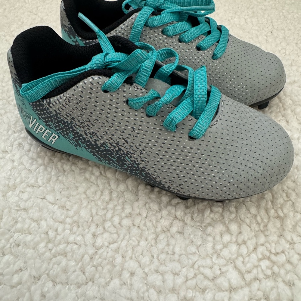 DSG Kids soccer cleats